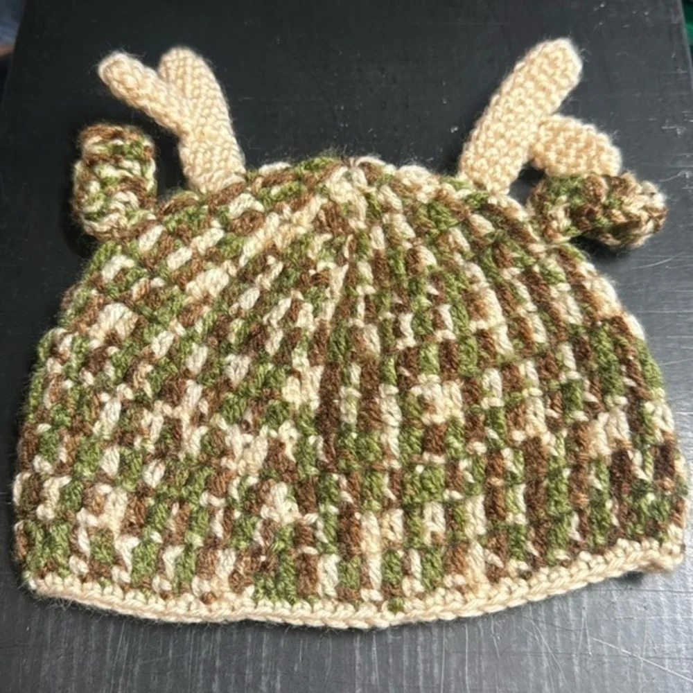Camouflage deer antler hunting‎ Croche baby hat